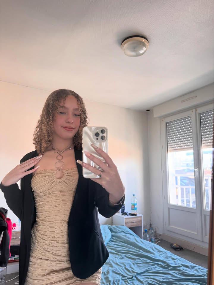 dating thumb